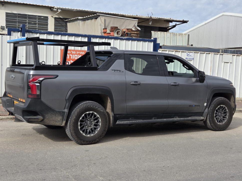 PHOTO-2025-12-21-13-03-31