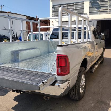 קשת העמסה לרכב, טבעות עיגון וחיפוי ארגז 622