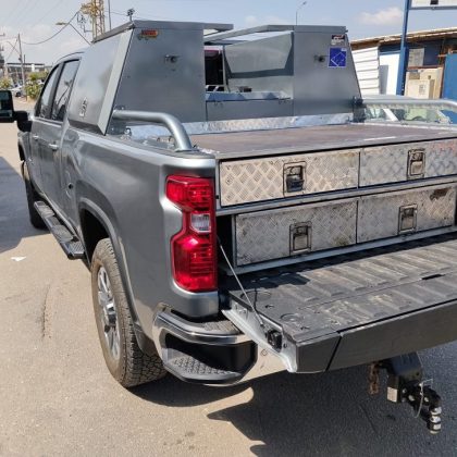 מגירות וארגז כלים לרכב 623